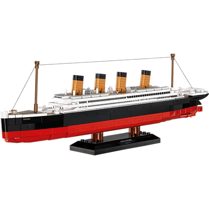 Cobi Historical Collection 1680 R.M.S. Titanic 1680
