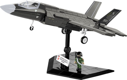 F-35A Lightning II "Husarz" Fighter Jet